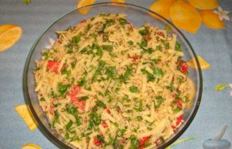 Запеканка из яиц, помидоров и сыра