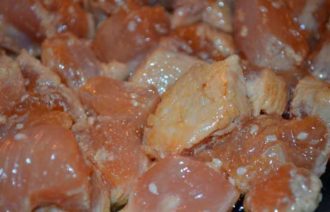 Жюльен из куриного филе и грибов